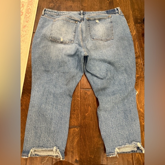 Abercrombie & Fitch The Mom High Rise Curve Love Distressed Jeans size 22 Short - Picture 8 of 11
